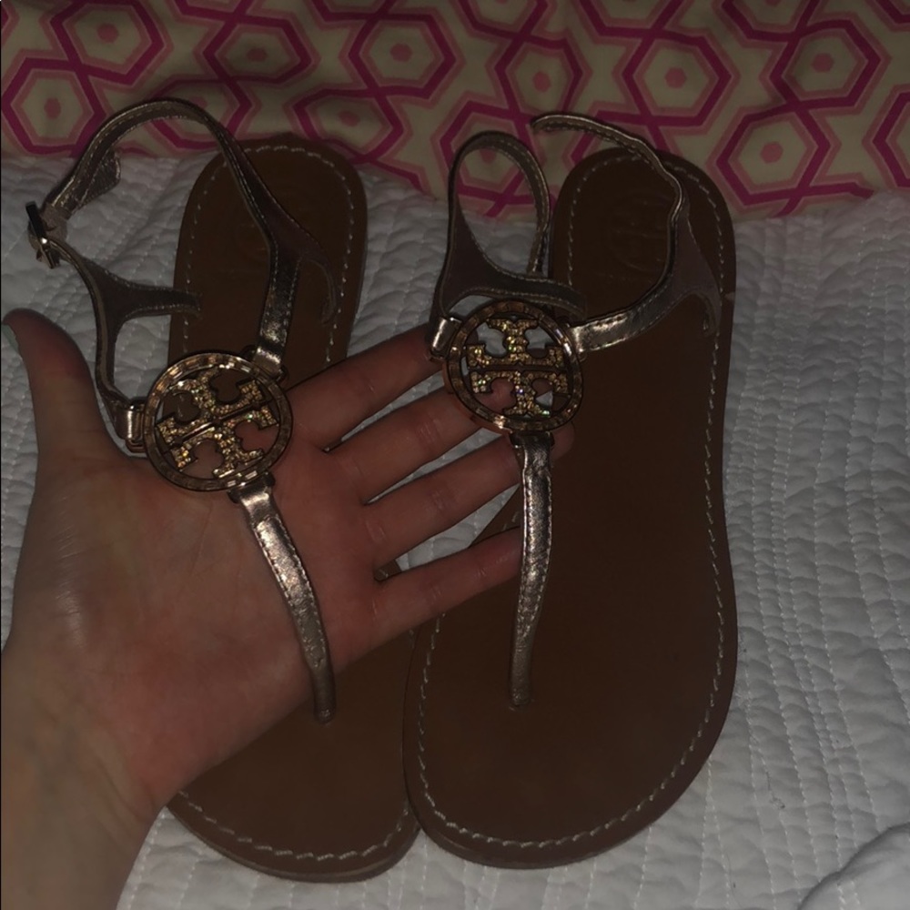 tory burch flip flops